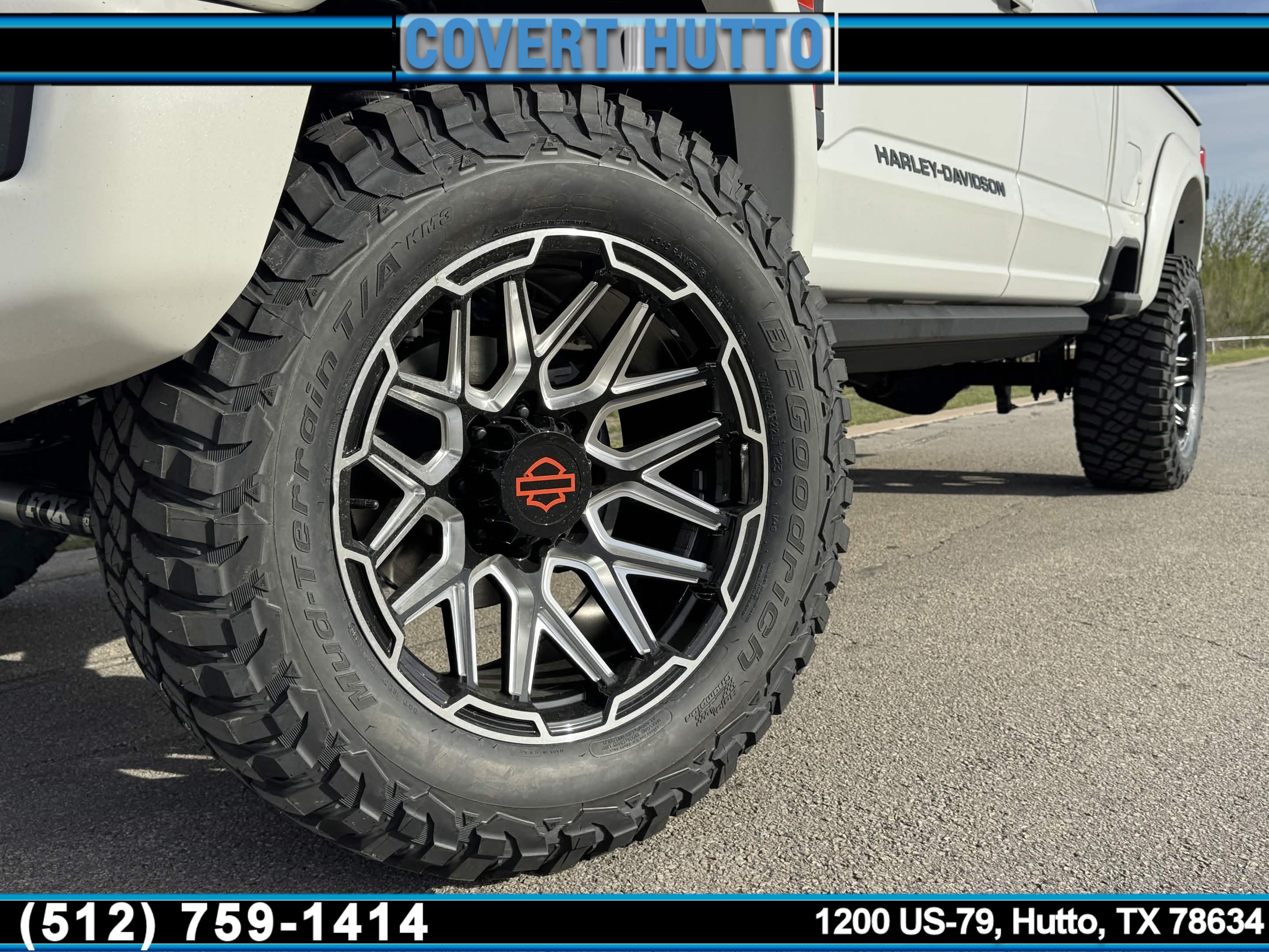 New 2026 Ford F250 Lariat w/ Black Appearance Package image 2