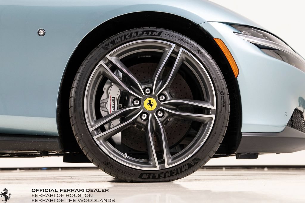 Used 2024 Ferrari Roma Spider RWD image 21