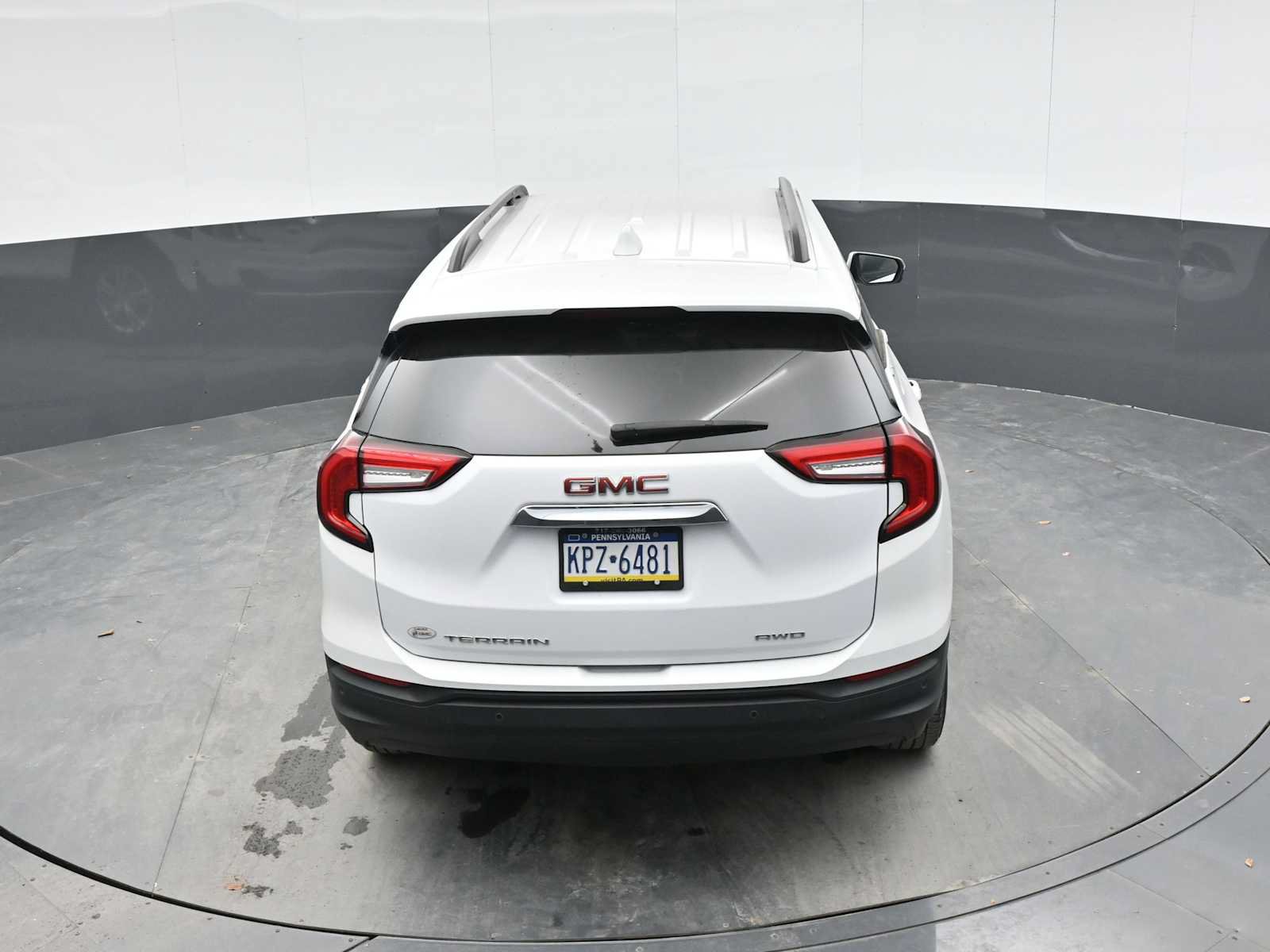 Used 2023 GMC Terrain SLE w/ Driver Convenience Package AWD/4WD image 22