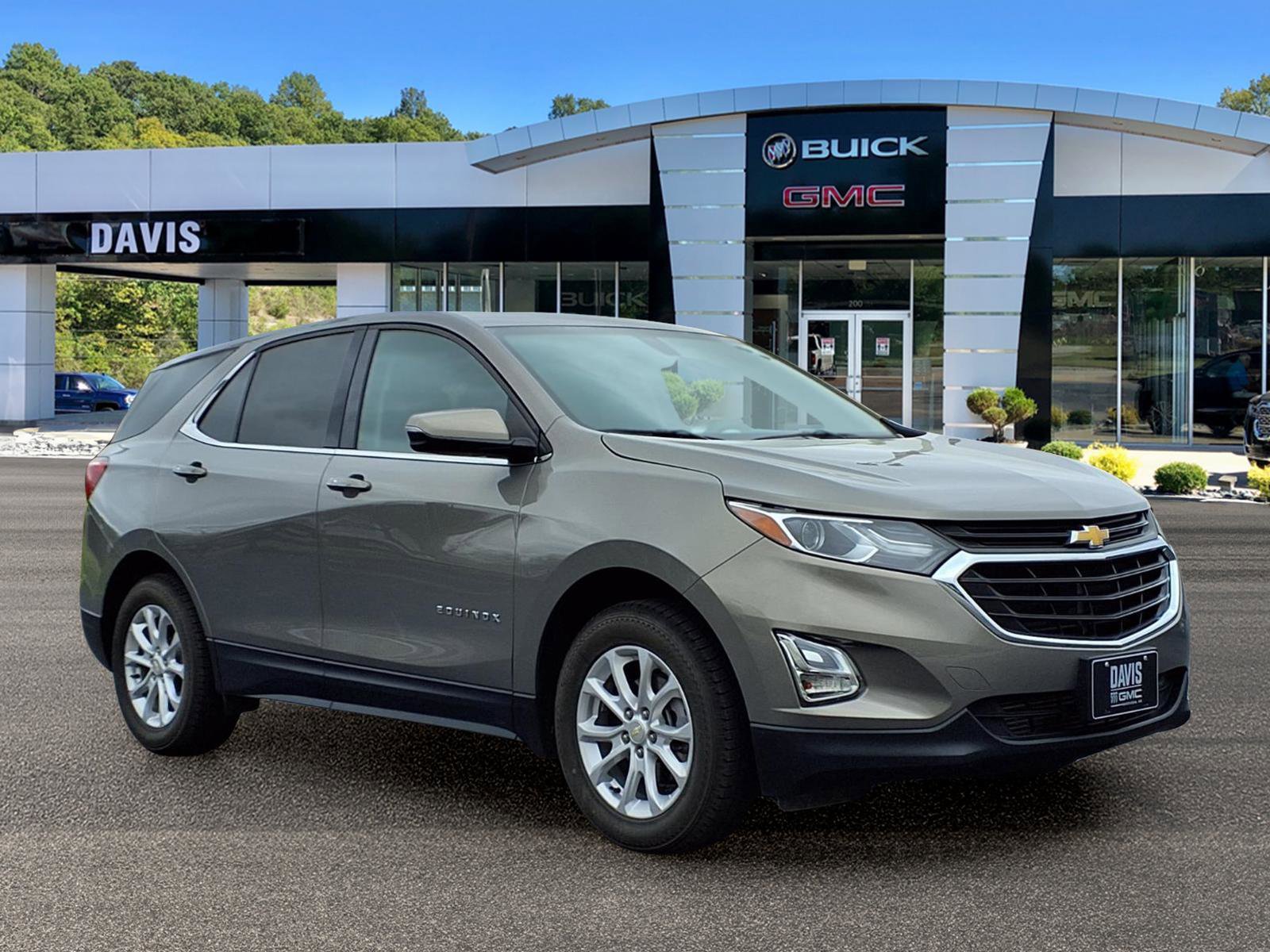 Used 2019 Chevrolet Equinox LT image 1