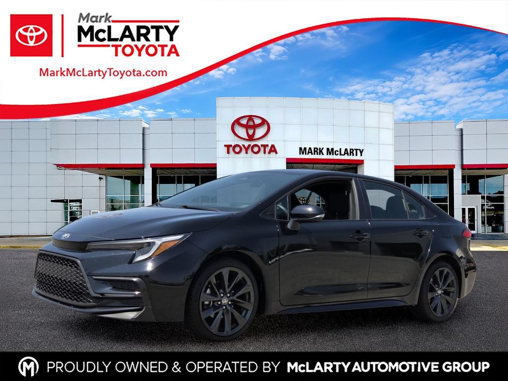 Used 2025 Toyota Corolla SE FWD image 1