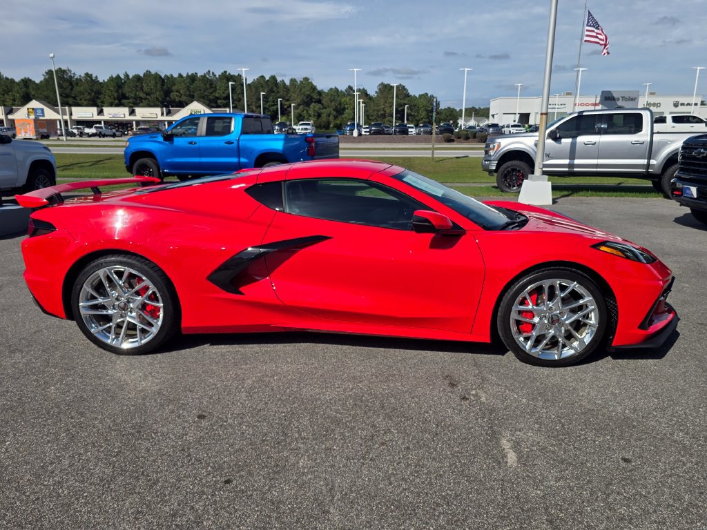 Used 2026 Chevrolet Corvette Stingray Premium Cpe w/ Z51 Performance Package RWD image 6