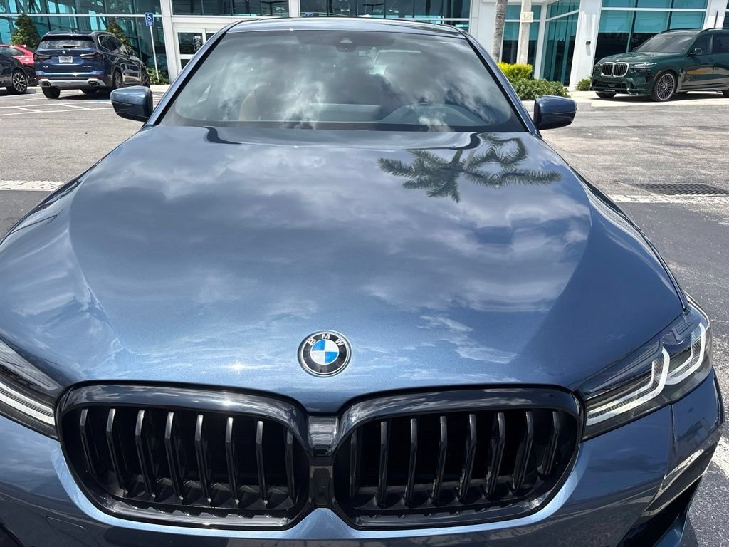Used 2023 BMW 530i xDrive w/ M Sport Package AWD/4WD image 11