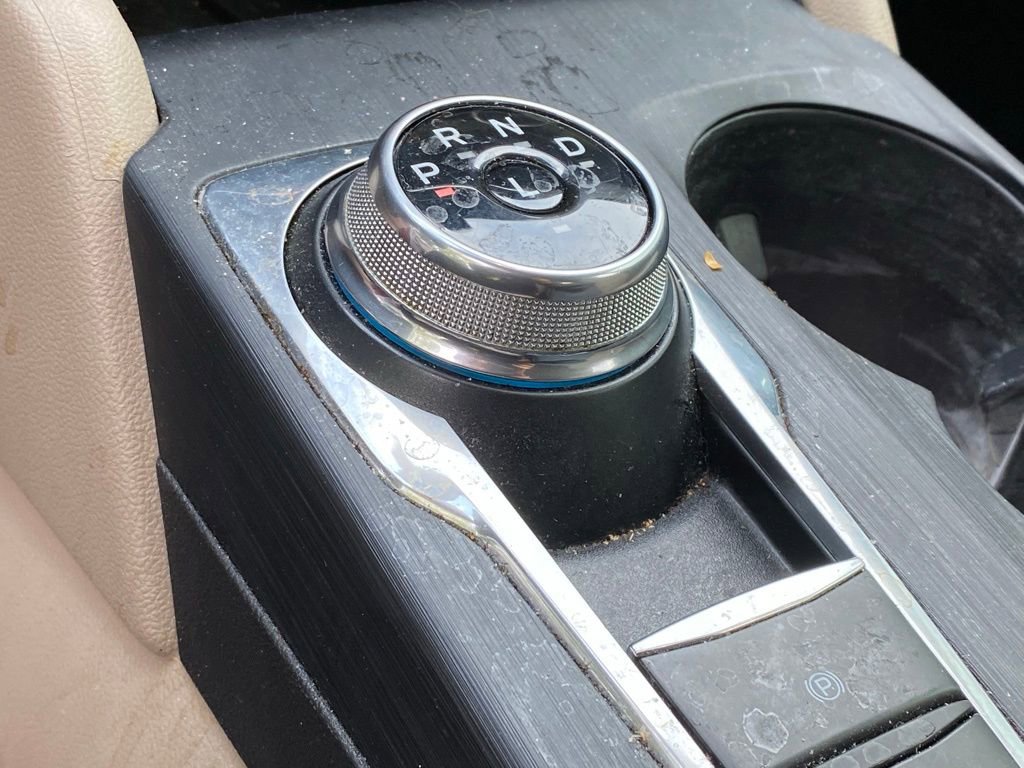 Used 2022 Ford Escape Titanium AWD/4WD image 13