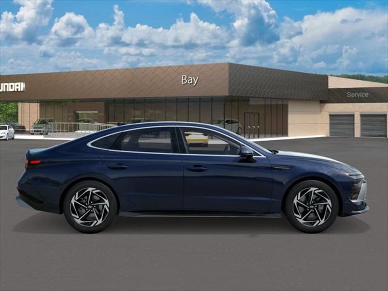 New 2026 Hyundai Sonata SEL FWD image 7