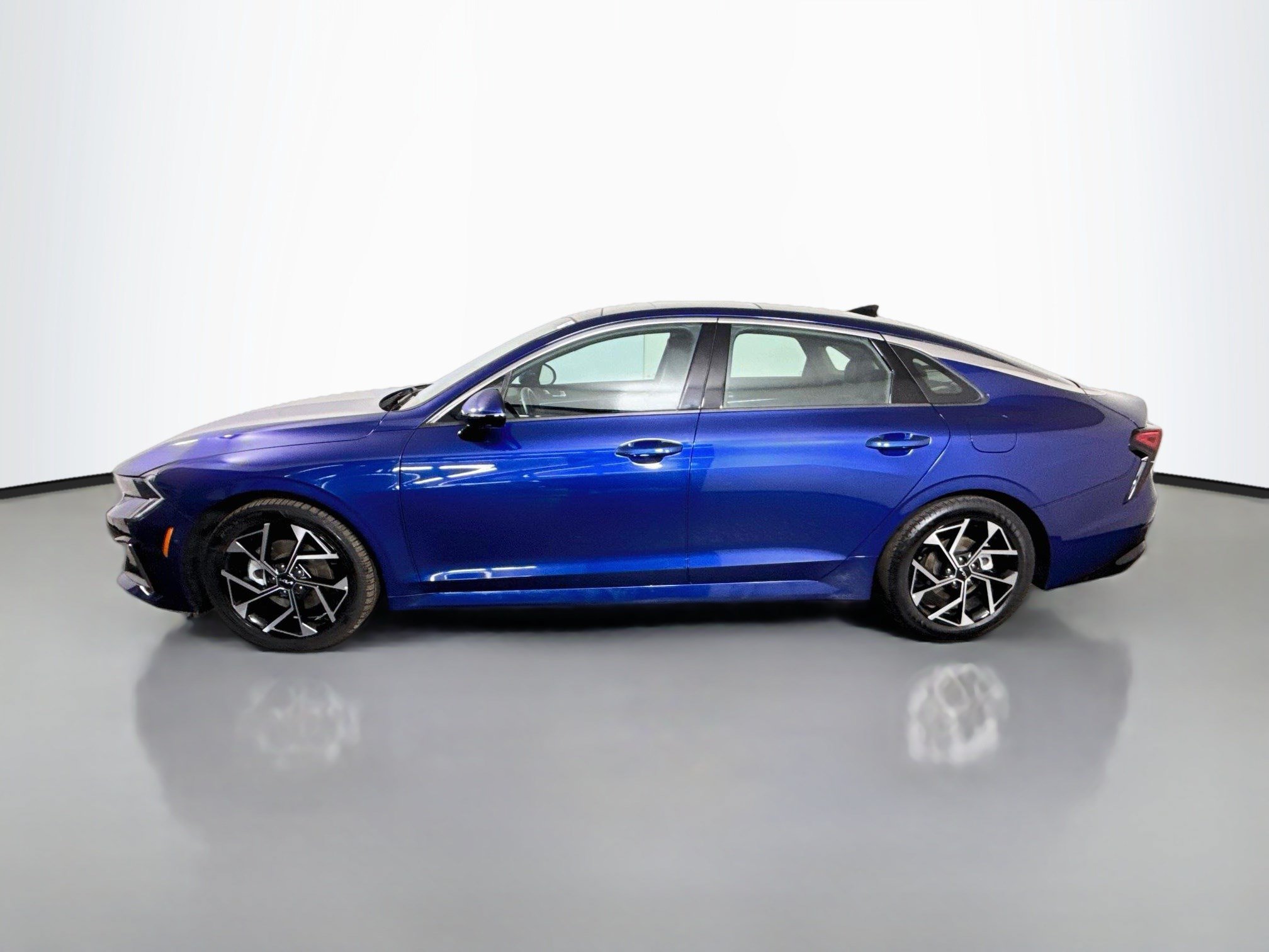 Used 2025 Kia K5 EX FWD image 6