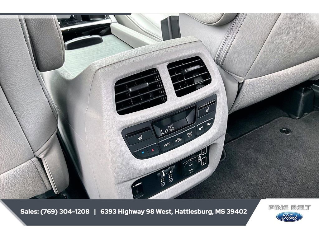 Used 2019 Honda Pilot Touring image 25