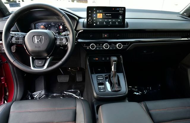 Used 2026 Honda CR-V Sport Touring image 17