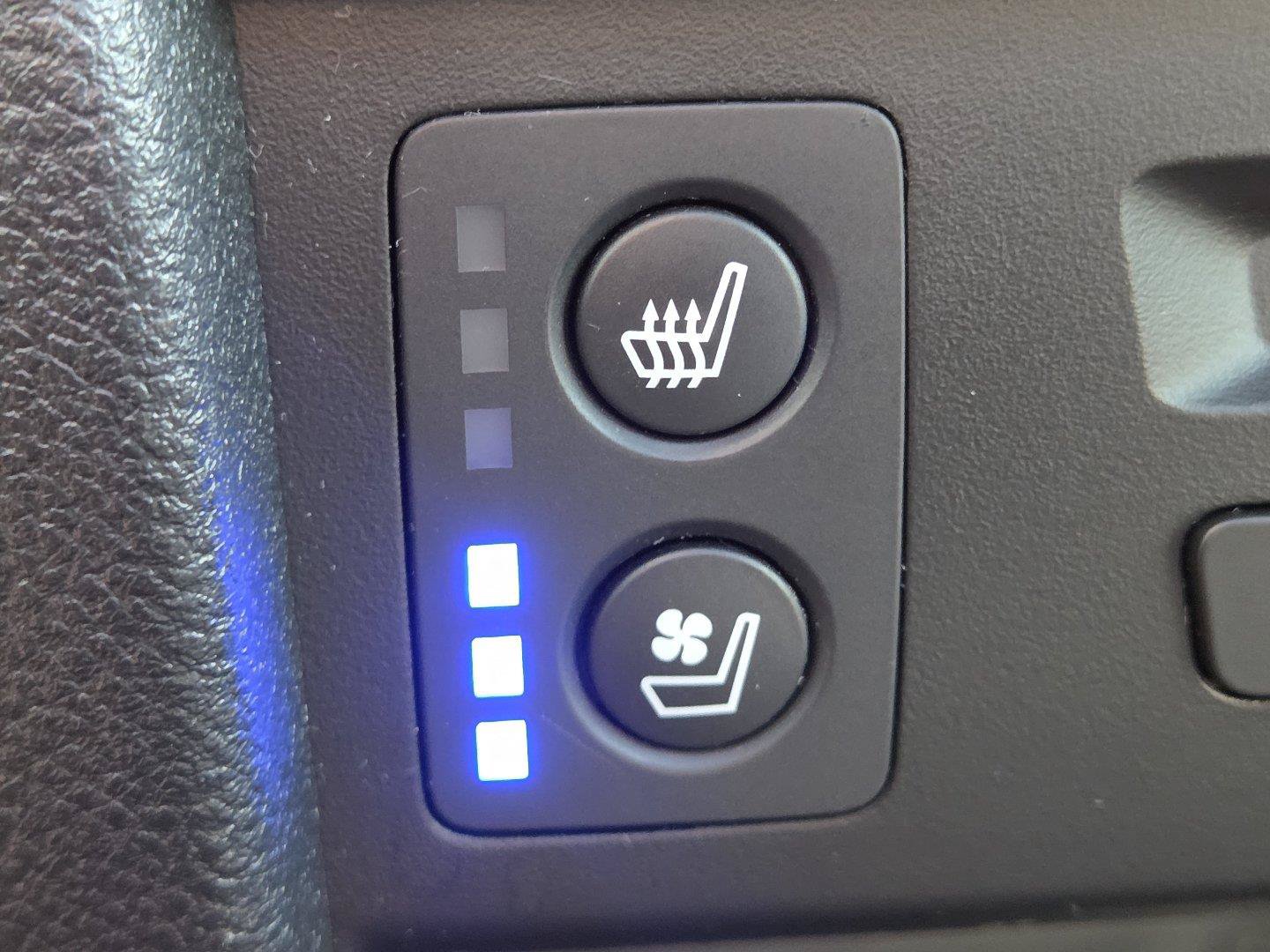 Used 2021 Honda Pilot Black Edition image 7