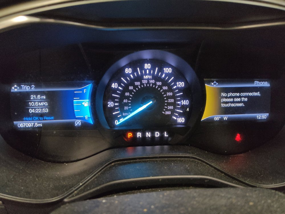 Used 2020 Ford Fusion SE FWD image 23