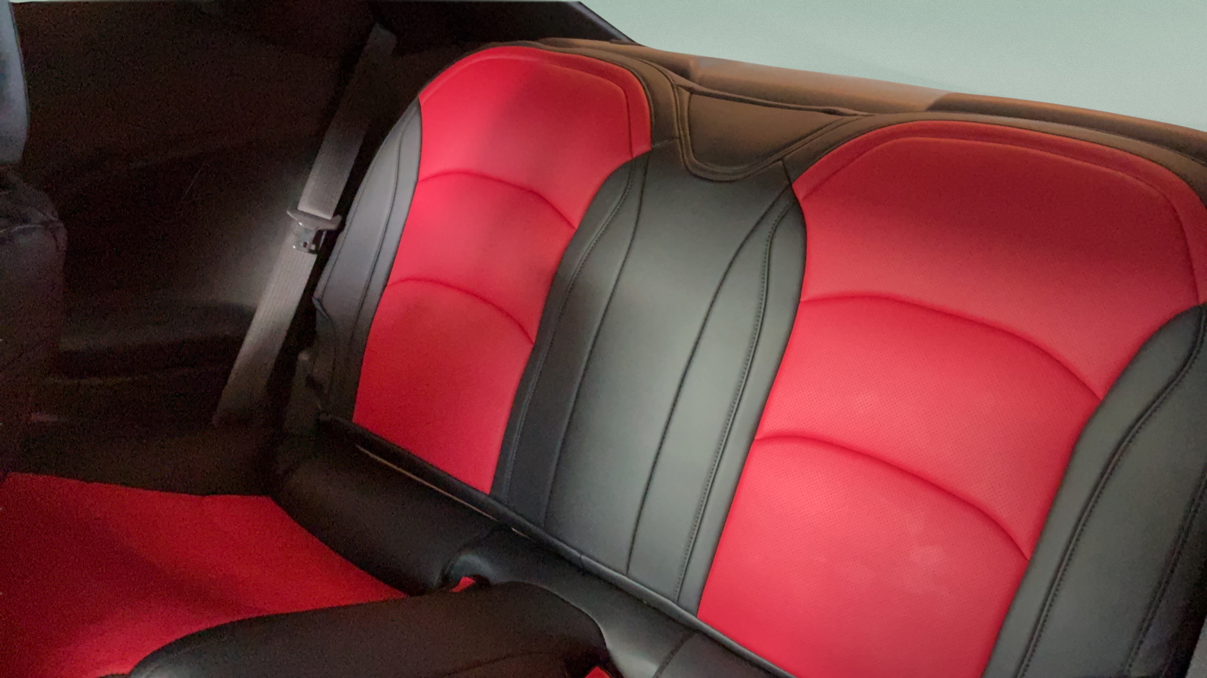 Used 2021 Chevrolet Camaro LT w/ Technology Package RWD image 30