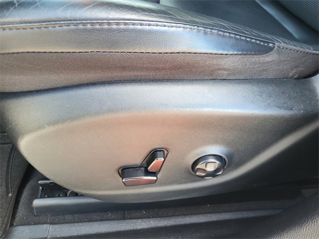 Used 2019 Jeep Cherokee Limited image 9