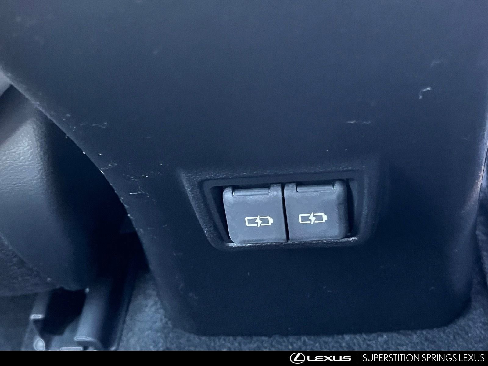 New 2026 Lexus UX 300h FWD image 25