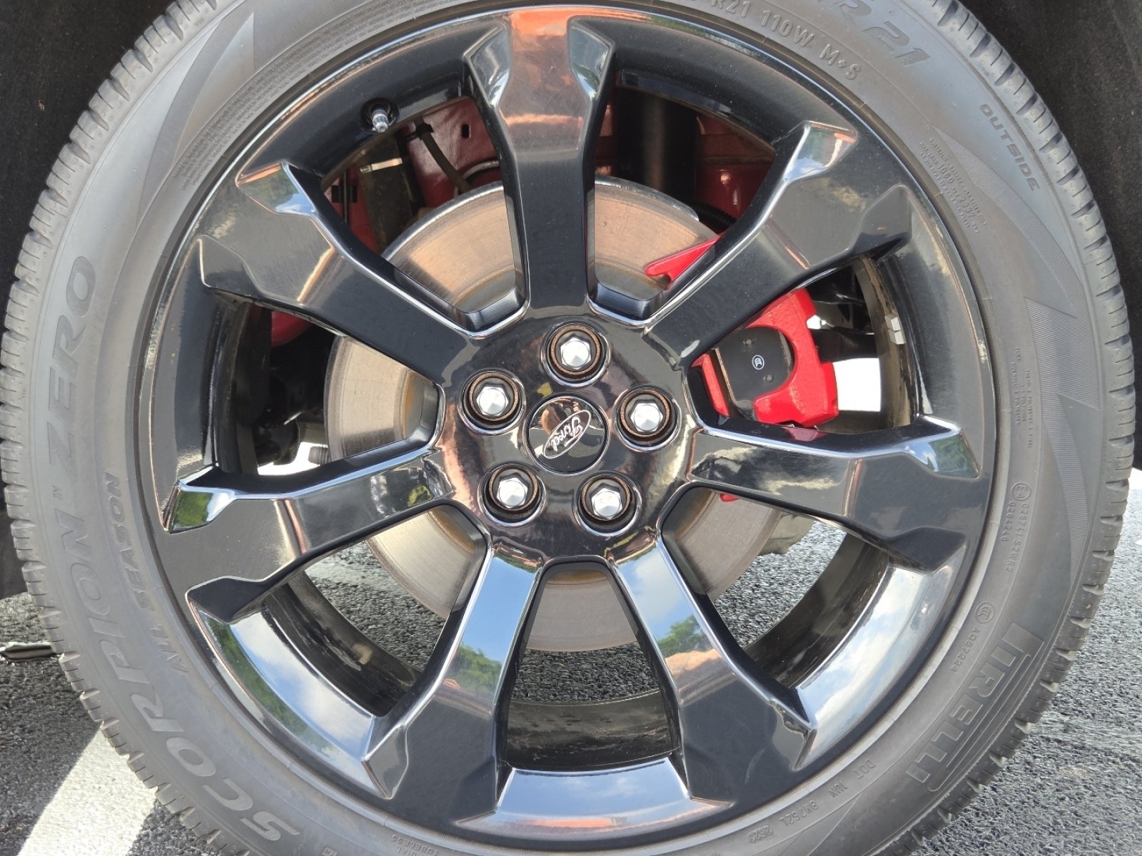 Used 2023 Ford Explorer ST w/ Equipment Group 401A AWD/4WD image 13