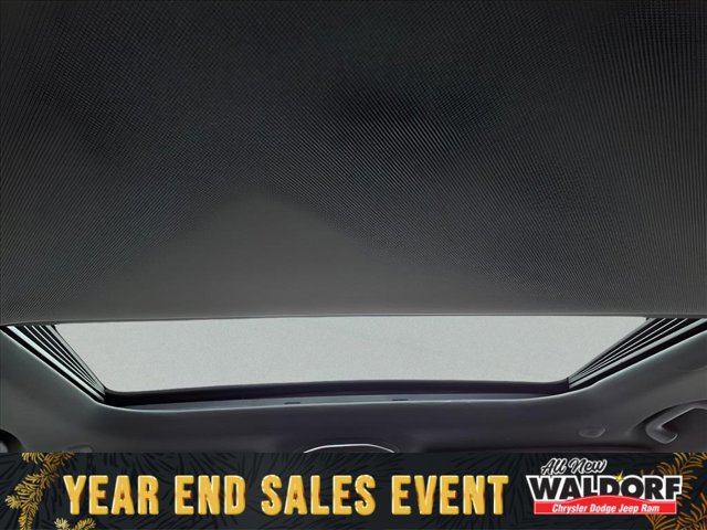 New 2025 Jeep Grand Cherokee 4WD image 14