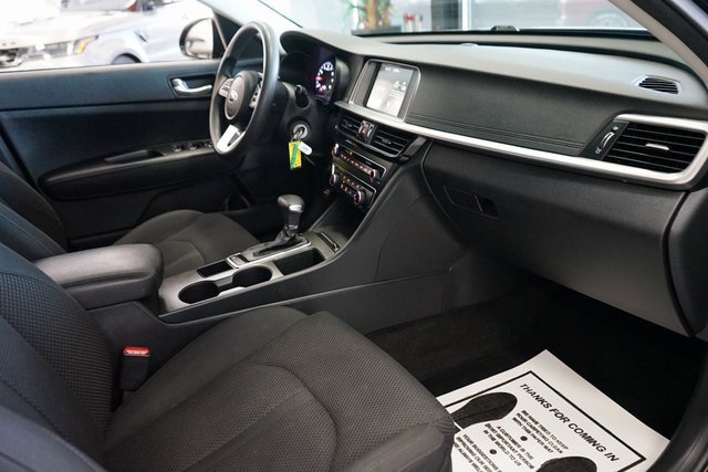 Used 2020 Kia Optima LX image 39