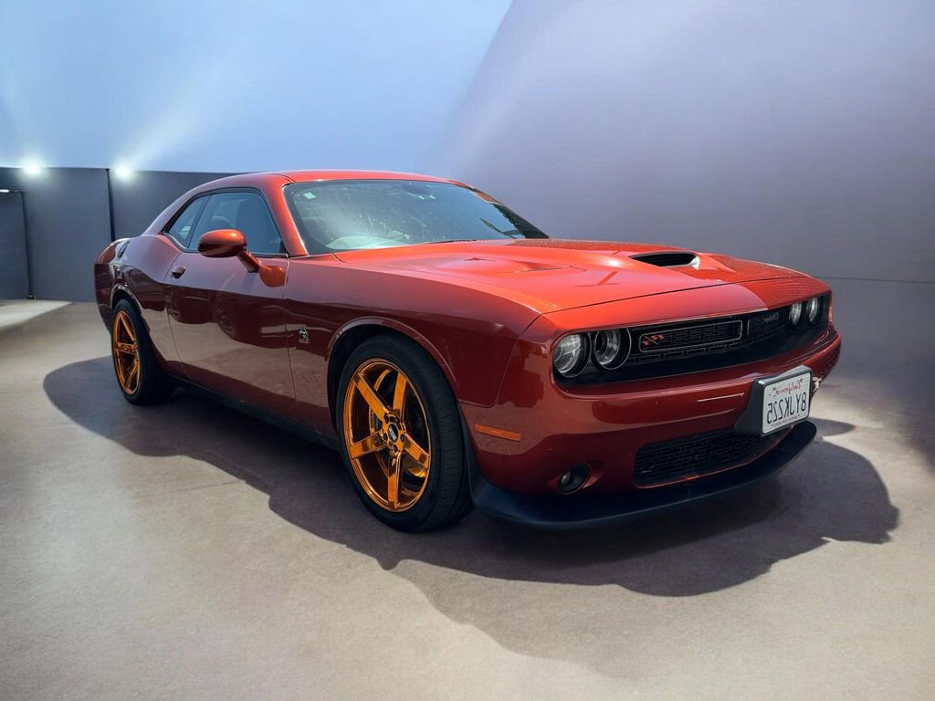 Used 2021 Dodge Challenger R/T Scat Pack RWD image 19