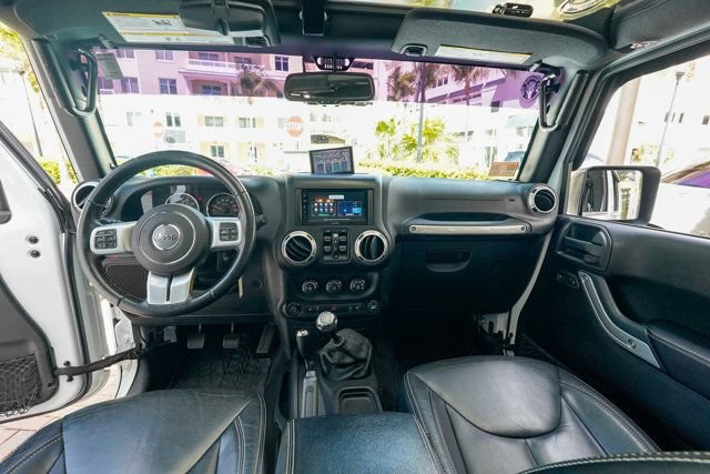 Used 2016 Jeep Wrangler Unlimited Rubicon AWD/4WD image 74