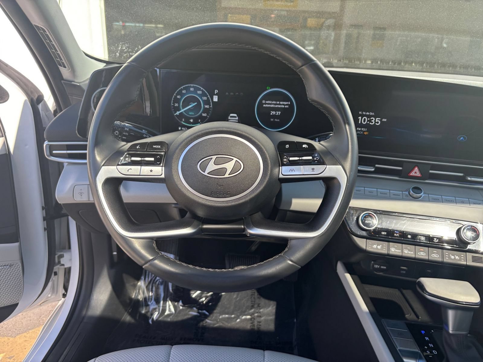 Used 2025 Hyundai Elantra Limited FWD image 38