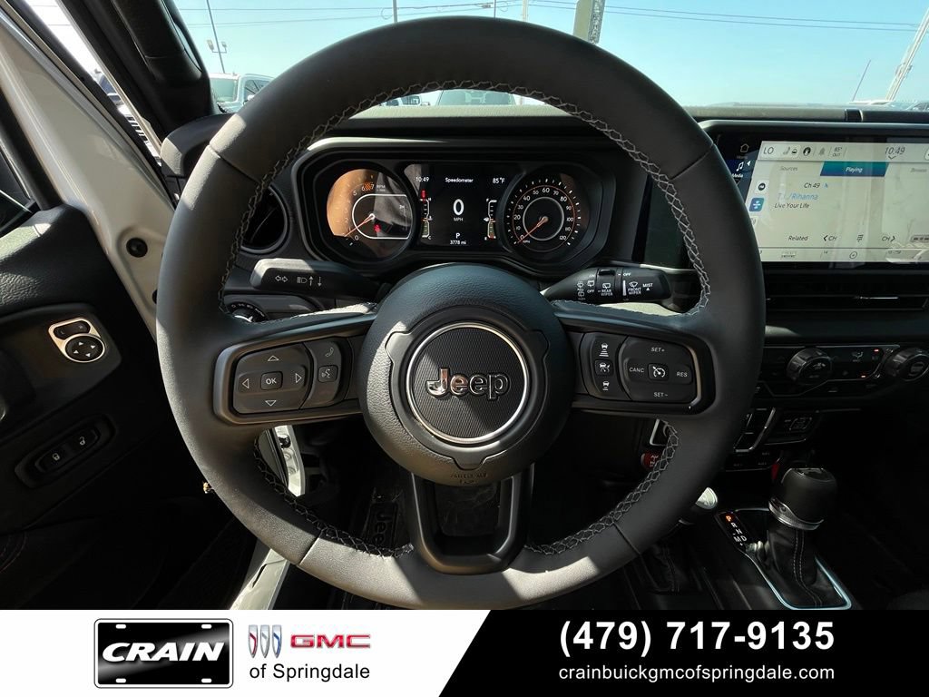 Used 2026 Jeep Wrangler Unlimited Rubicon w/ Technology Group AWD/4WD image 14
