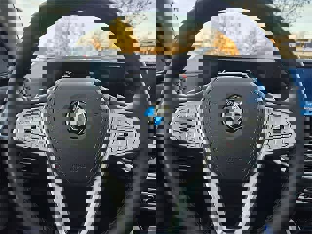 Used 2024 BMW X7 xDrive40i image 24