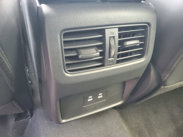 Used 2025 Nissan Rogue Platinum FWD image 11