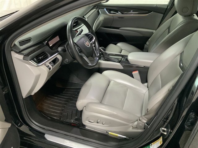 Used 2014 Cadillac XTS Luxury AWD/4WD image 13