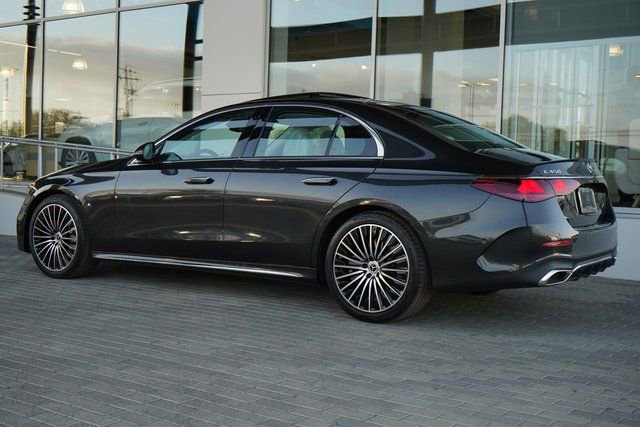New 2026 Mercedes-Benz E 450 4MATIC Sedan image 6