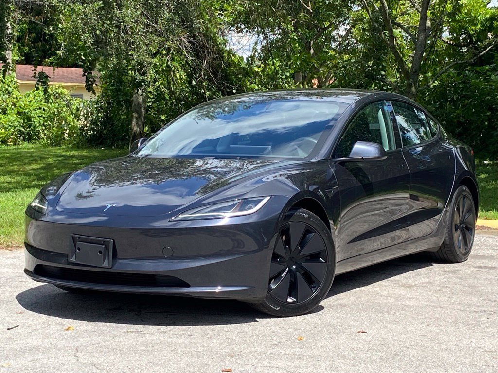 Used 2024 Tesla Model 3 Standard Range RWD image 6