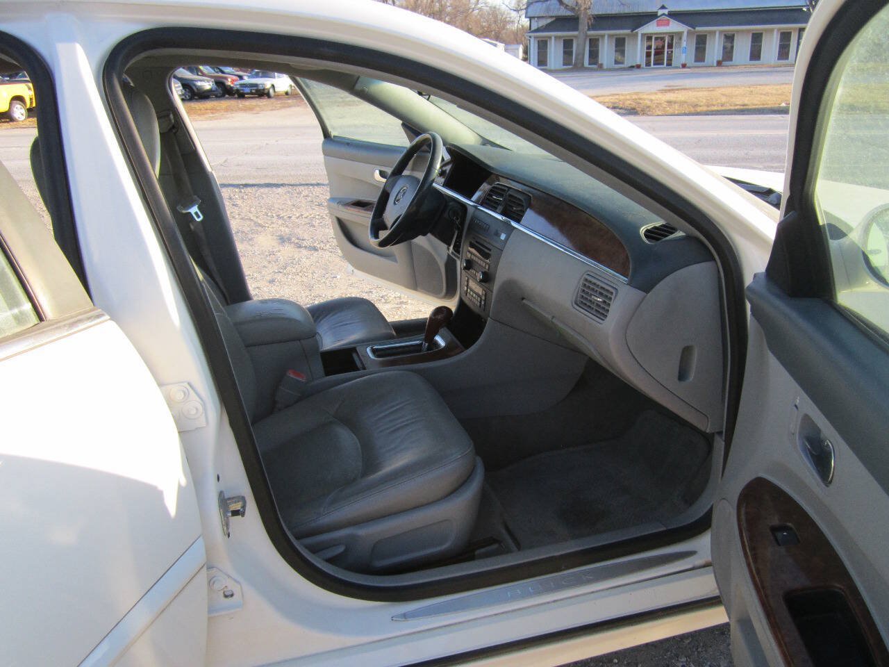 Used 2006 Buick LaCrosse CXS FWD image 11