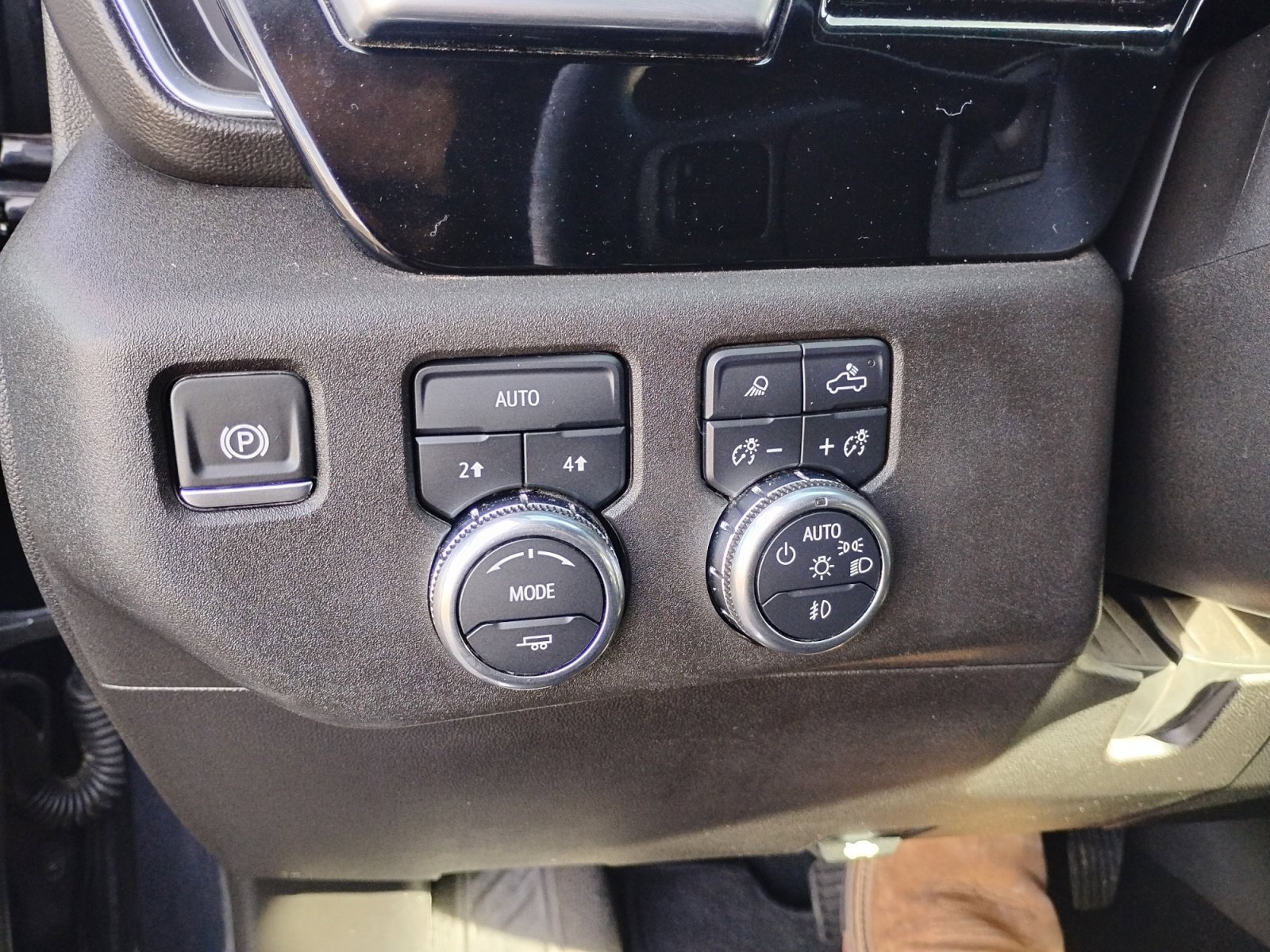 Used 2024 GMC Sierra 1500 SLT image 22