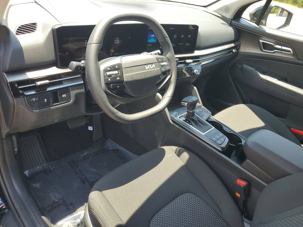 New 2026 Kia Sportage LX w/ LX Convenience Package FWD image 6