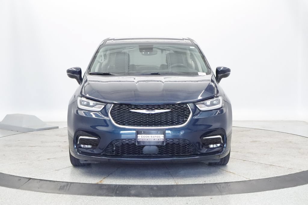 Certified 2023 Chrysler Pacifica Touring-L FWD image 11