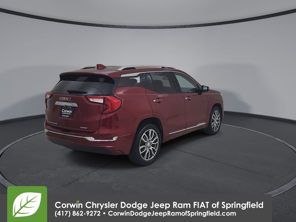 Used 2023 GMC Terrain Denali w/ Denali Premium Package AWD/4WD image 14