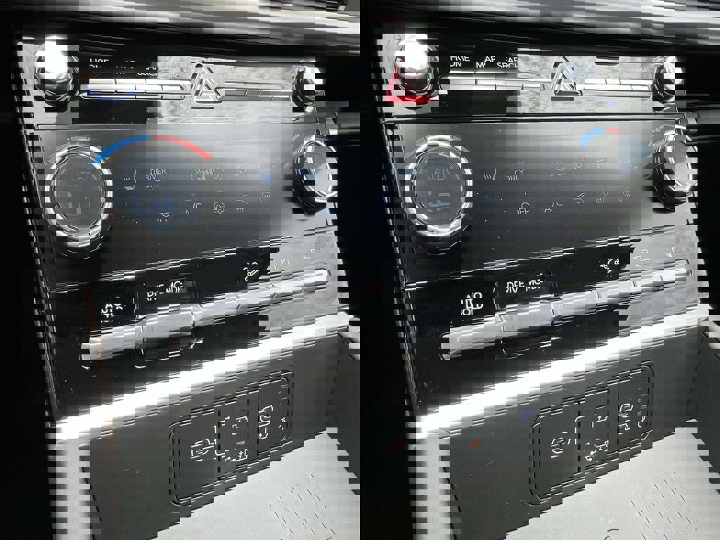 New 2026 Hyundai Santa Fe SEL image 16