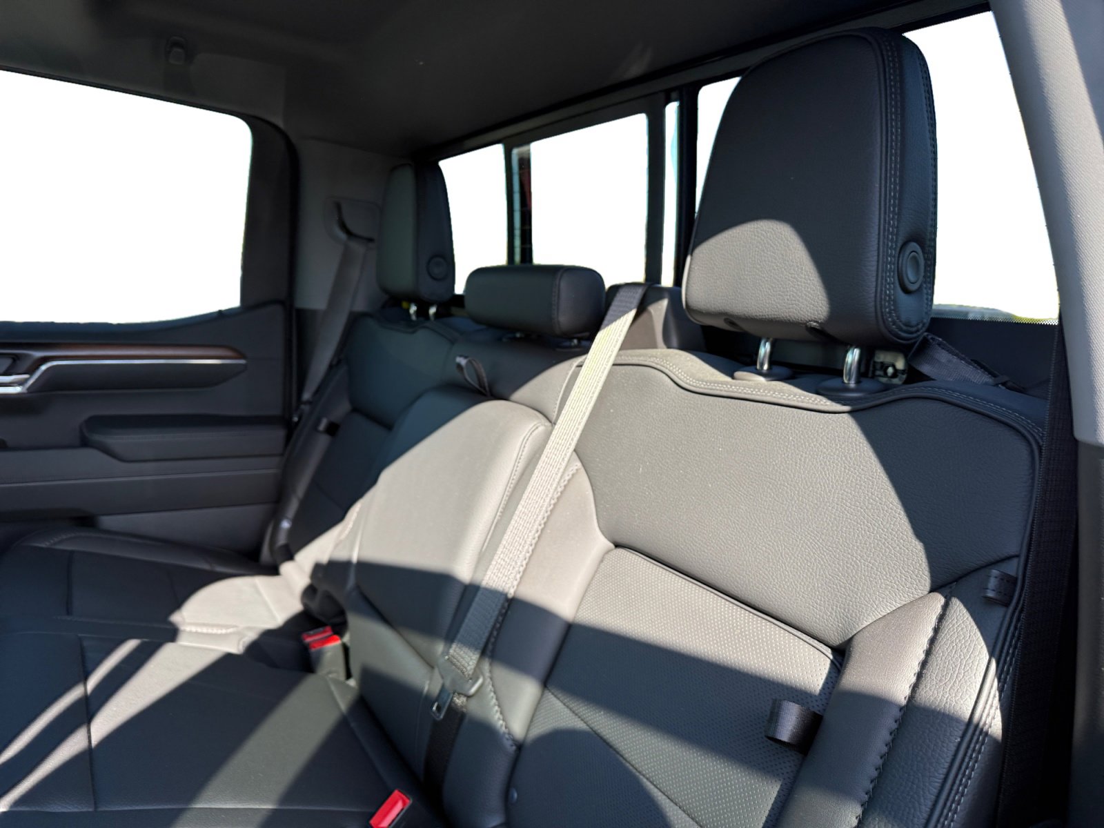 New 2026 GMC Sierra 1500 Denali w/ Technology Package image 16