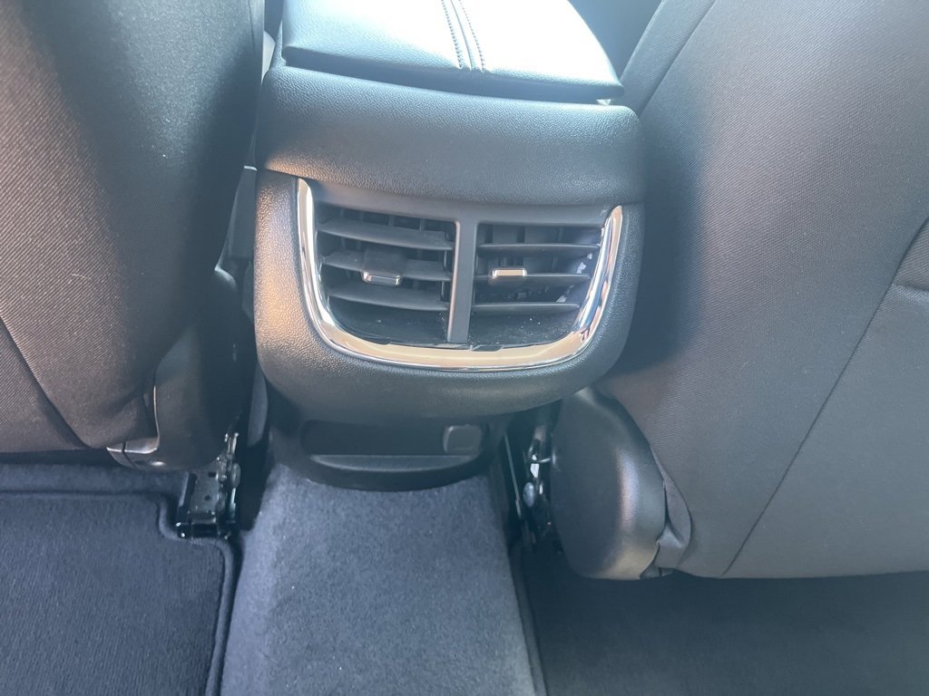 Used 2023 Chevrolet Malibu LT image 15