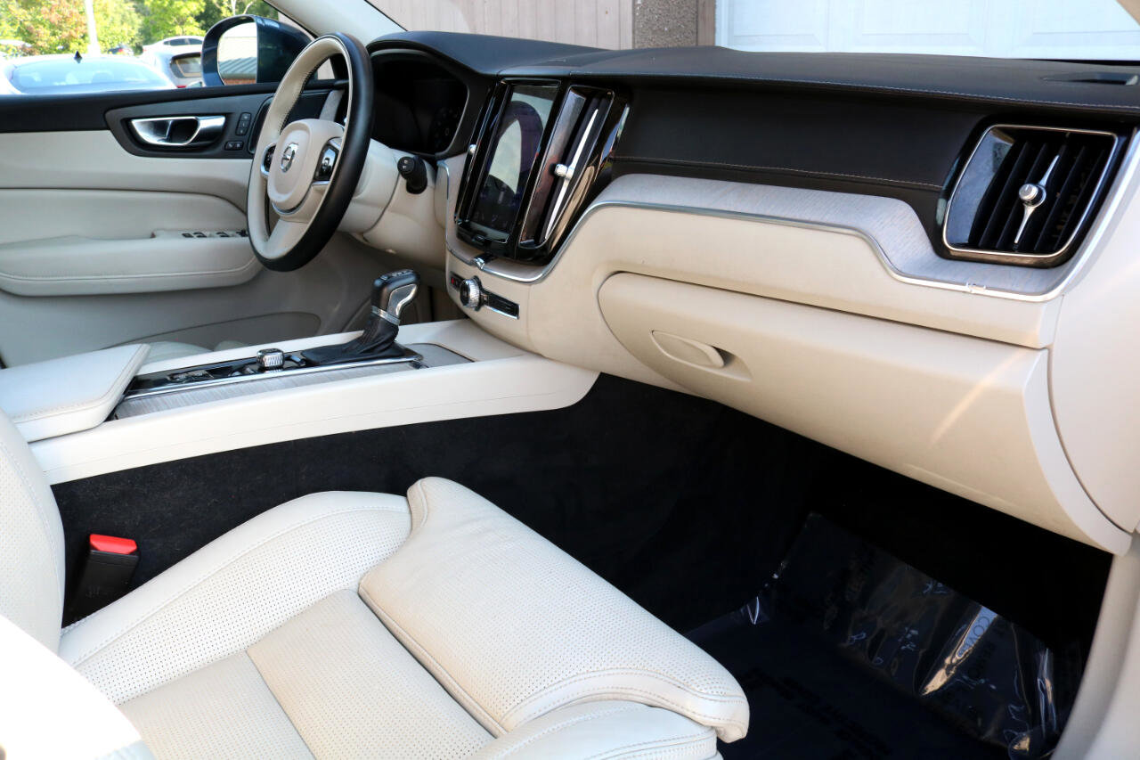 Used 2021 Volvo XC60 T5 Inscription w/ Climate Package image 42