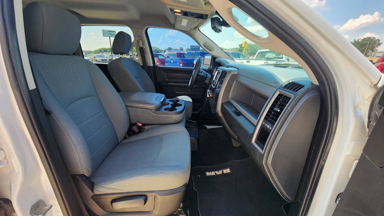 Used 2014 RAM 1500 Express AWD/4WD image 17