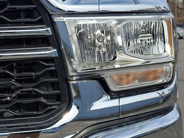 Used 2024 RAM 2500 Tradesman w/ Chrome Appearance Group image 9