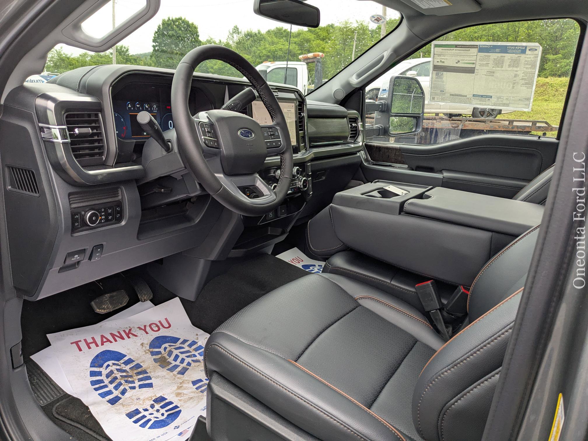 New 2025 Ford F350 Lariat w/ Chrome Package image 19