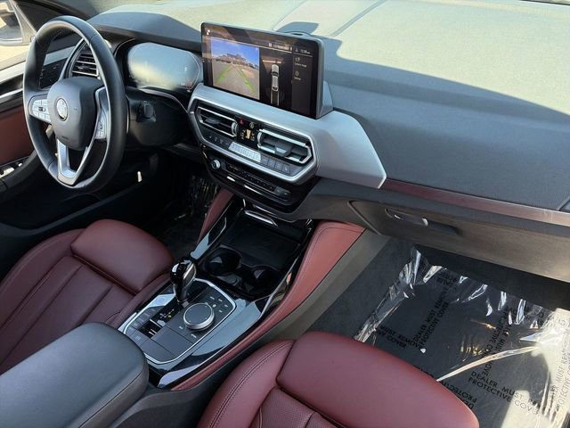 Used 2023 BMW X4 xDrive30i w/ Convenience Package image 13