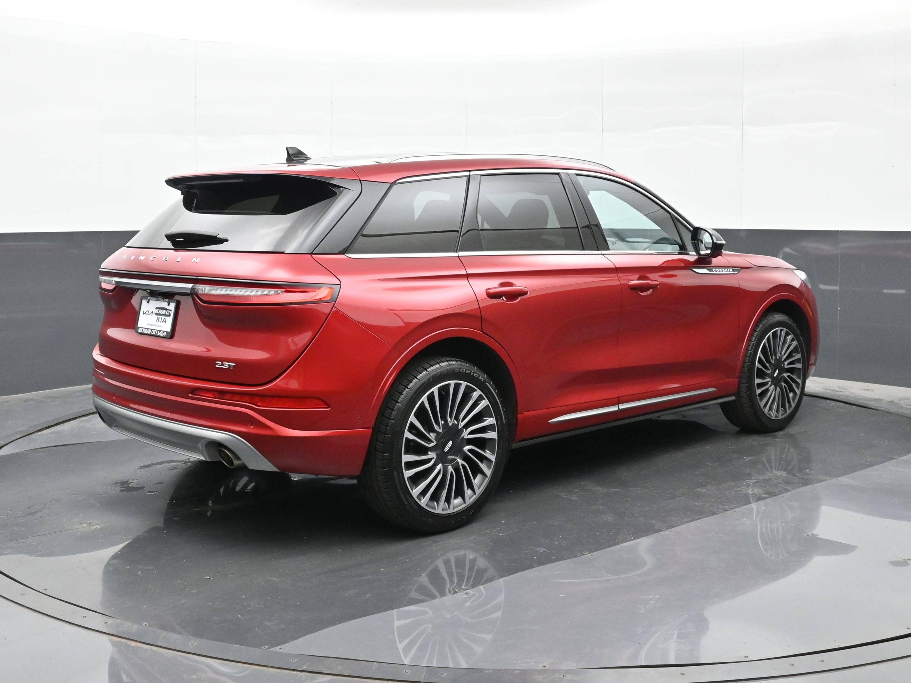 Used 2020 Lincoln Corsair Reserve w/ Equipment Group 202A AWD/4WD image 8