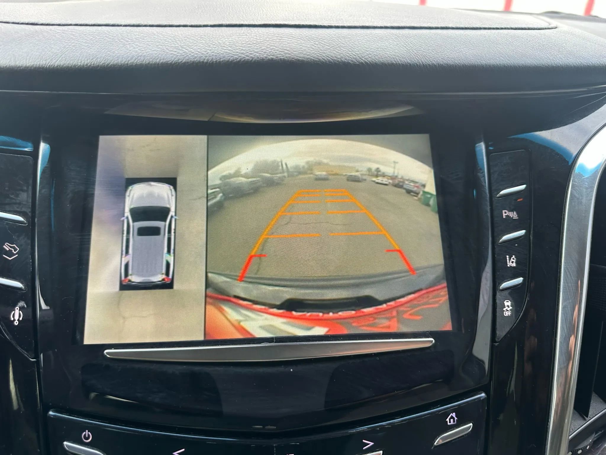 Used 2015 Cadillac Escalade Luxury image 16