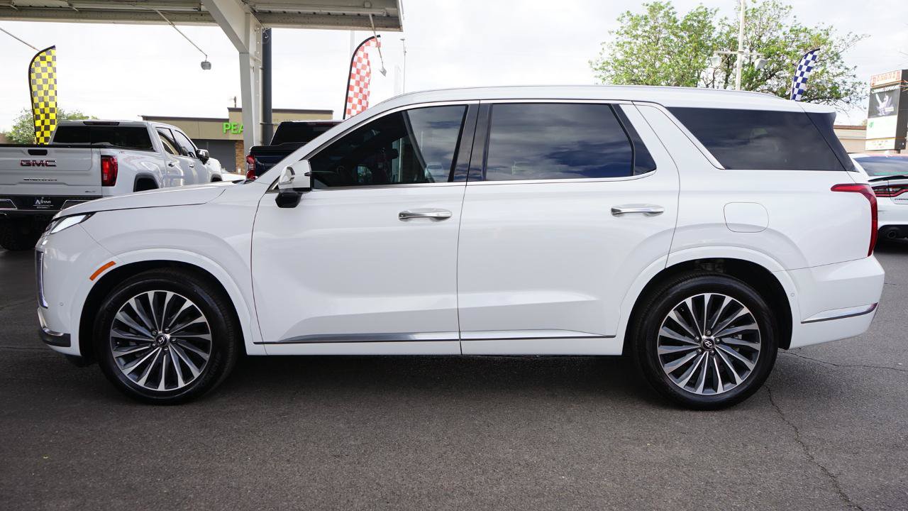 Used 2025 Hyundai Palisade Calligraphy AWD/4WD image 6