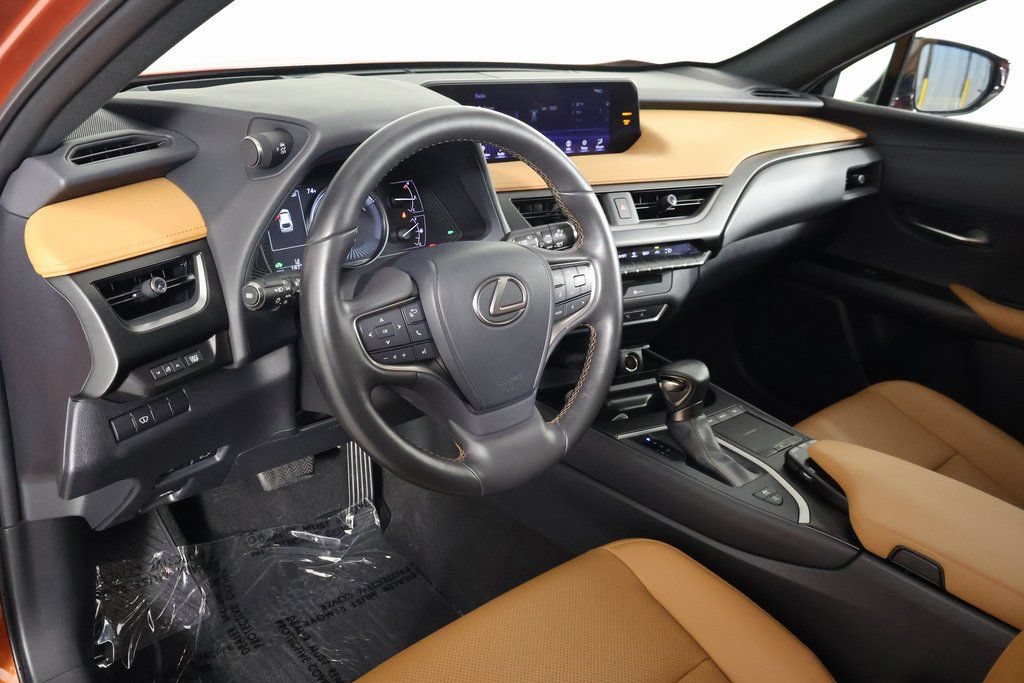 Certified 2020 Lexus UX 250h w/ Cold Area Package AWD/4WD image 7