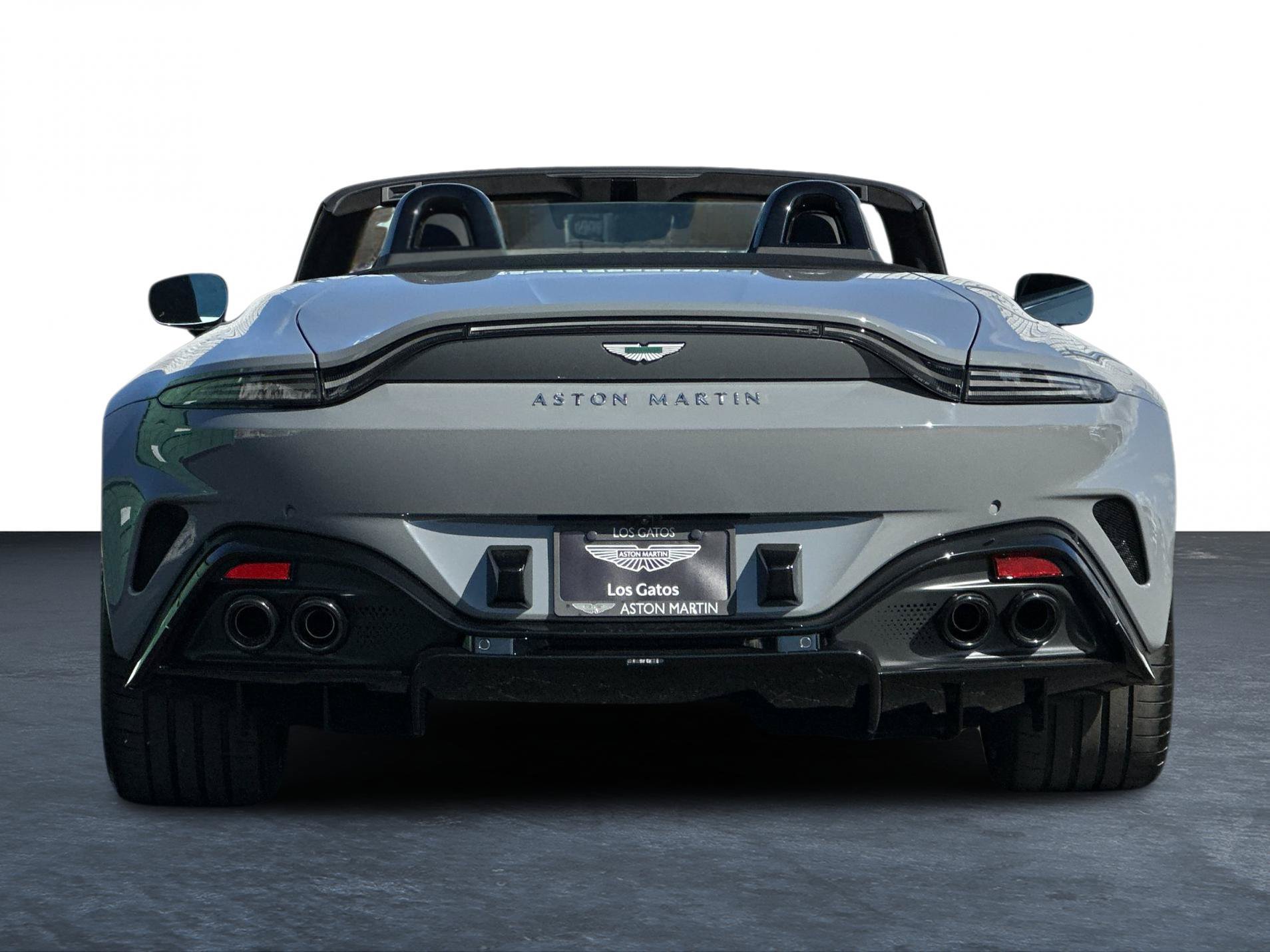 Used 2026 Aston Martin V8 Vantage Coupe RWD image 26
