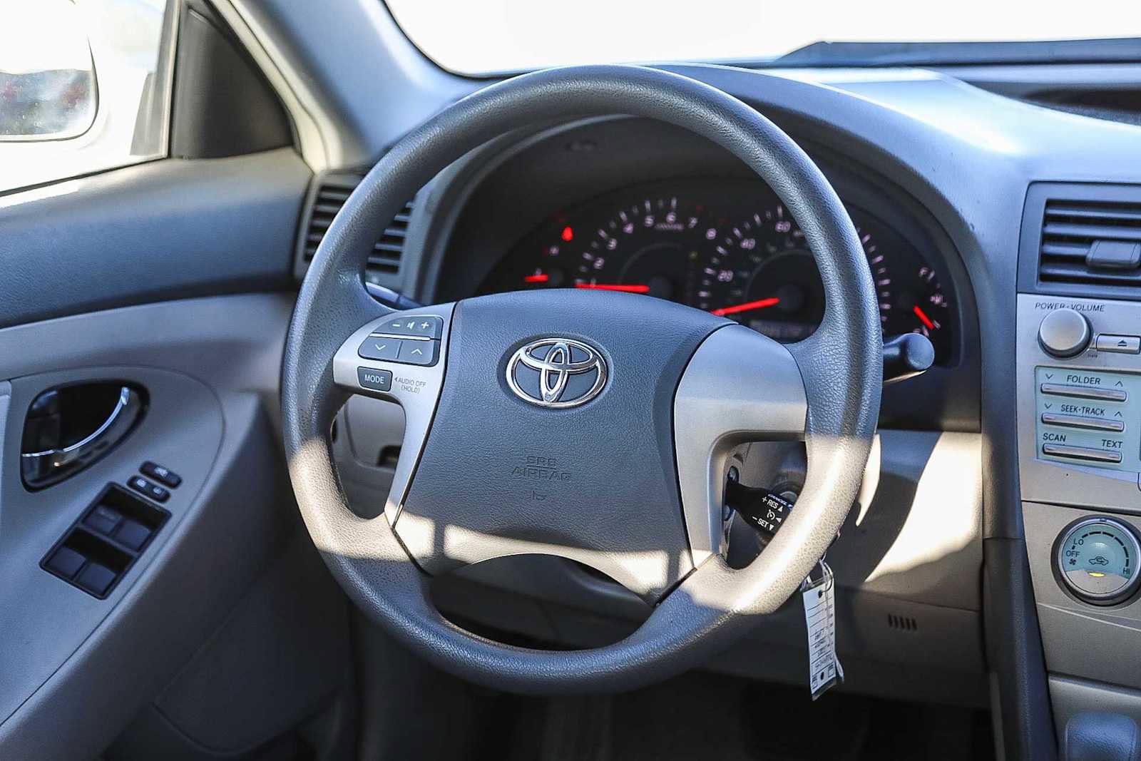 Used 2007 Toyota Camry LE image 13