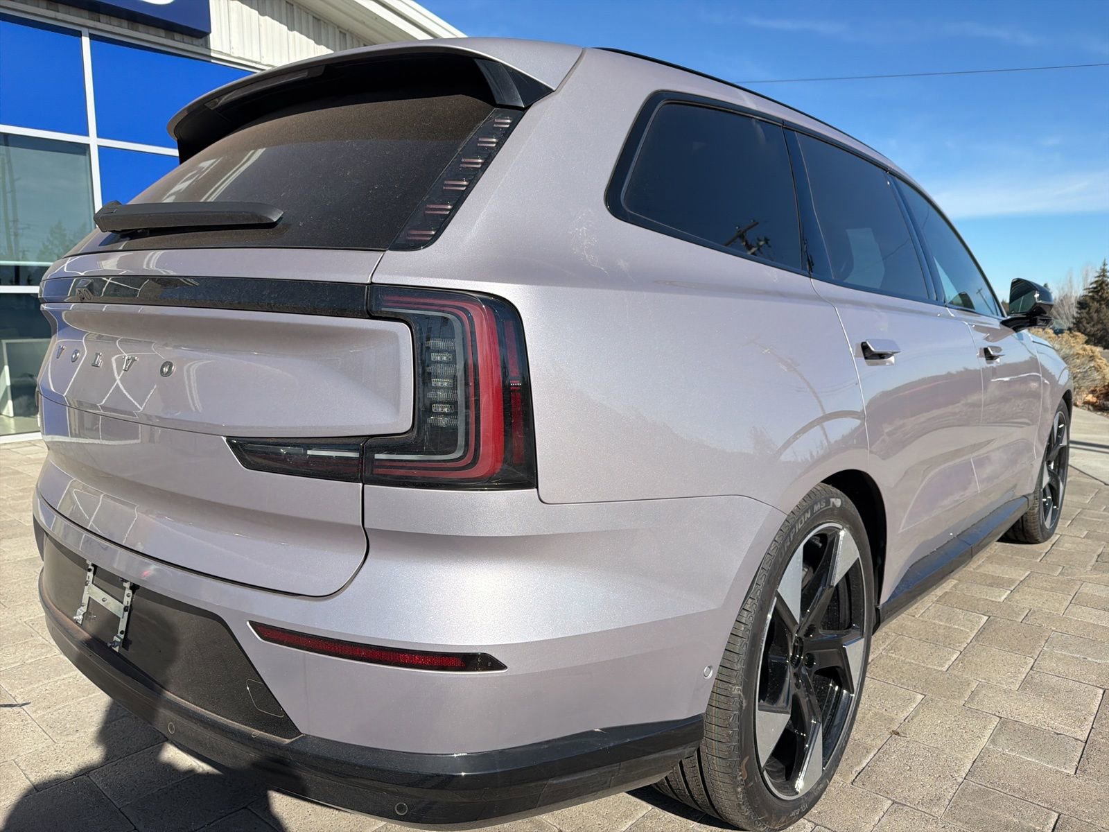 New 2026 Volvo EX90 Ultra video 2