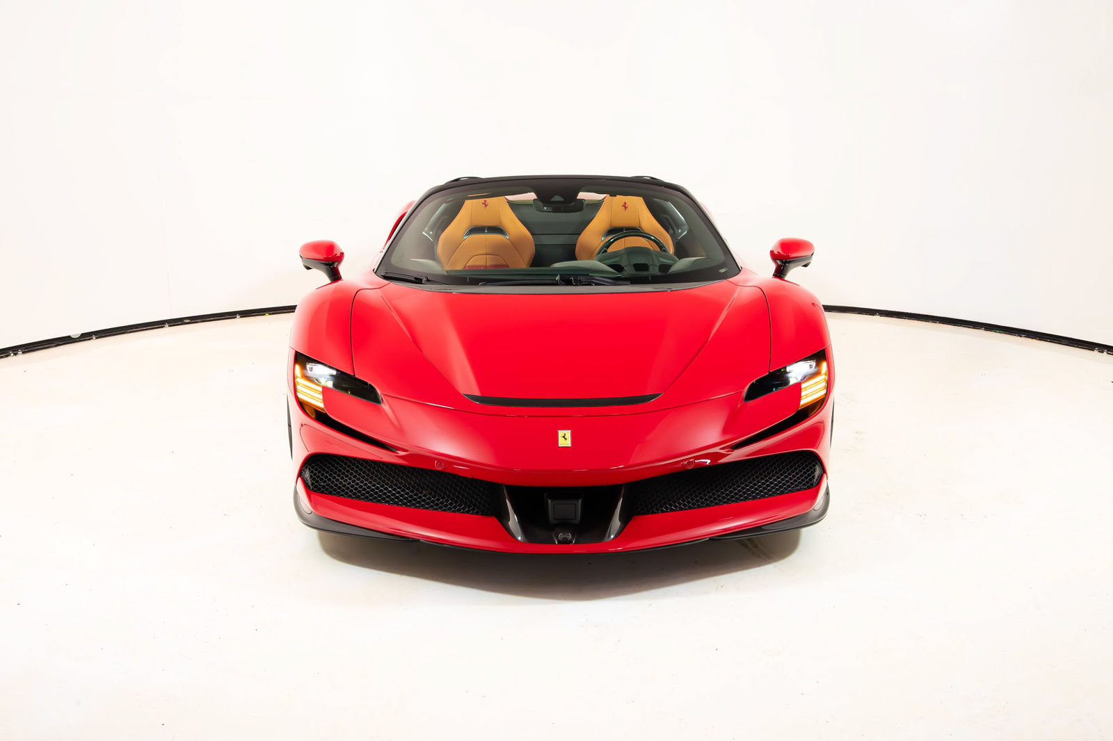Certified 2023 Ferrari SF90 Spider AWD/4WD image 9